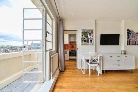 Reception Room (doors opening on to balcony)