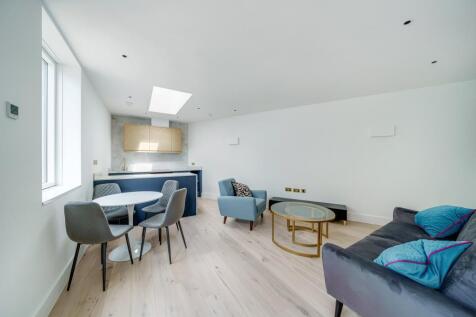 Reception Room/Kitchen