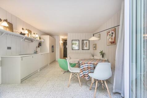 Reception Room/Kitchen