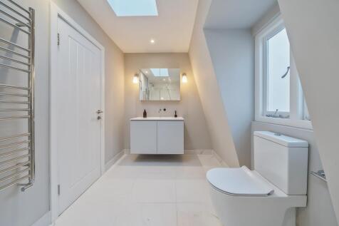 En Suite Shower Room