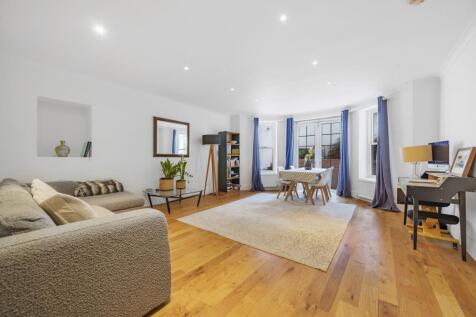 Reception/Dining Room