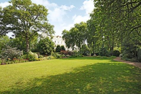 Communal Garden: Pembridge Square Garden