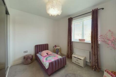 CAM02964G0-PR0262-STILL044.jpg