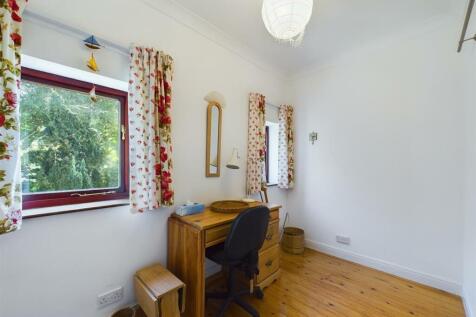 CAM02964G0-PR0283-STILL047.jpg