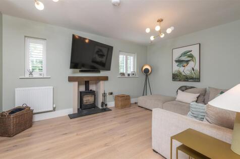21 - 6 North Light Place BD22 8FD.jpg