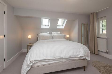 60 - 6 North Light Place BD22 8FD.jpg