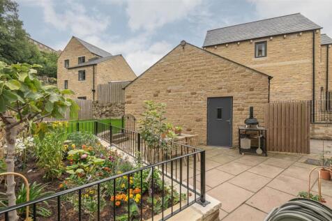 12 - 6 North Light Place BD22 8FD.jpg