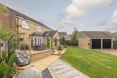 19 - 9 Hazel Fold BD13 2FE.jpg
