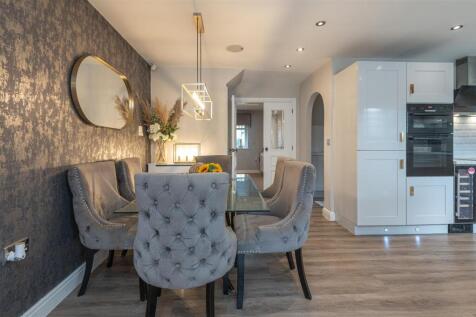 48 - 9 Hazel Fold BD13 2FE.jpg