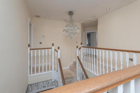 85 - 9 Hazel Fold BD13 2FE.jpg
