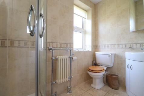 En-suite to Bedroom 1