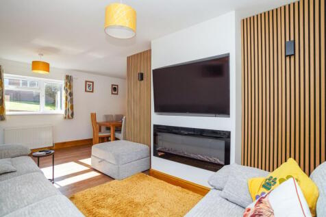 Dining Lounge