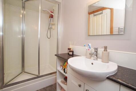 Bedroom 5 En-suite Shower Room