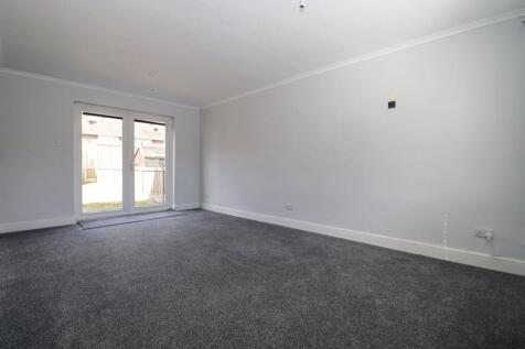 Dining Lounge 