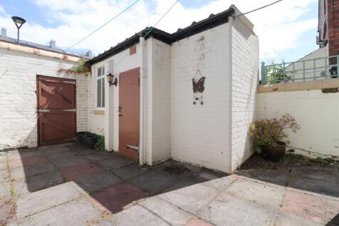 Rear yard 