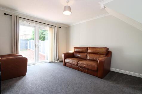 Dining Lounge 