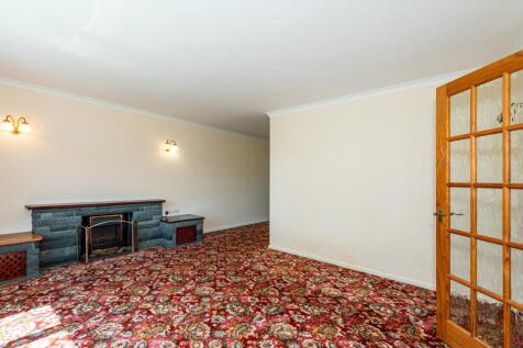 Dining Lounge
