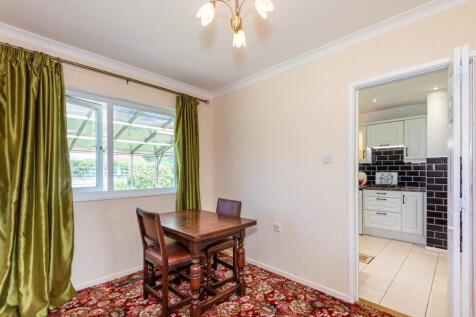 Dining Lounge