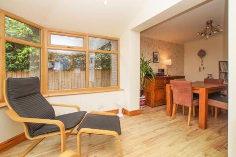 Dining Room/Conservatory