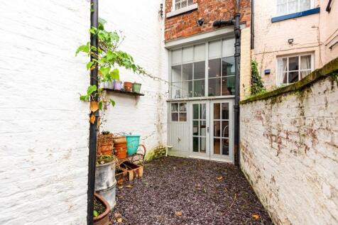 Rear Yard