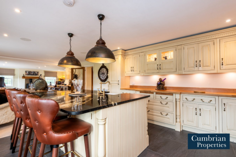 Dining Kitchen Area
