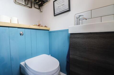 Cloakroom 
