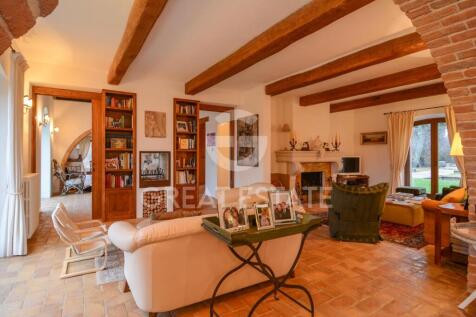 Interno