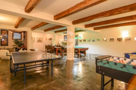 Interno