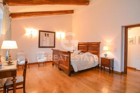 Interno