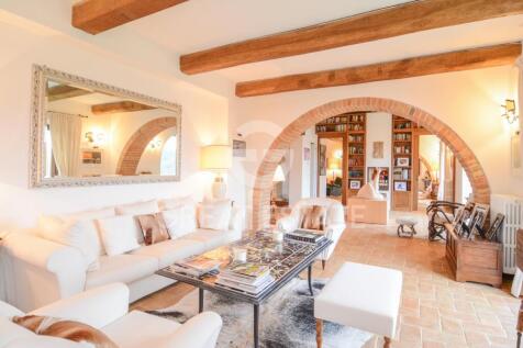 Interno