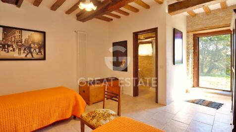 Interno