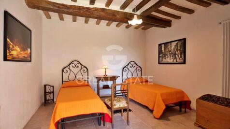 Interno