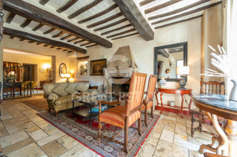 Interno