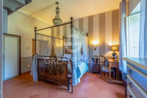 Interno