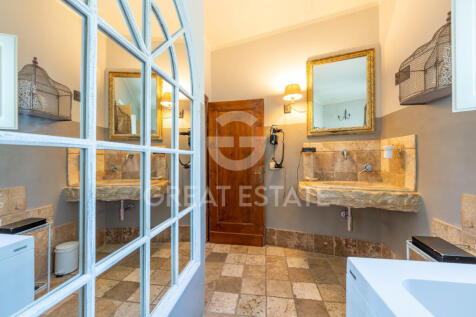 Interno