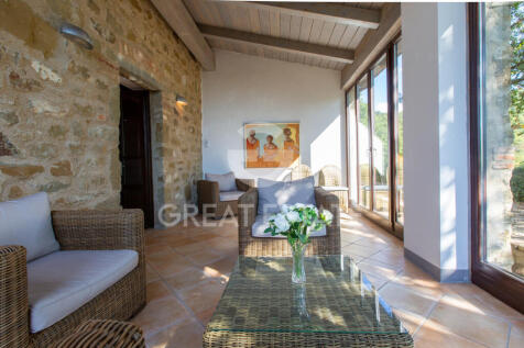 Interno