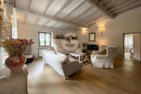 Interno