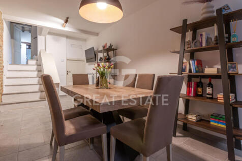 Interno