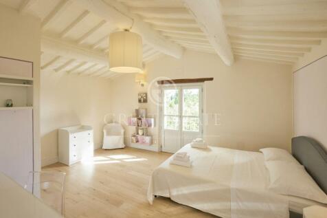 Interno