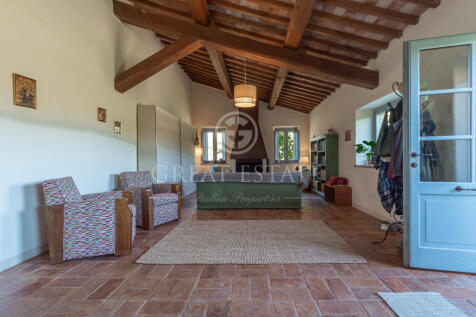 Interno