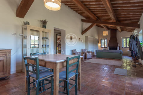 Interno