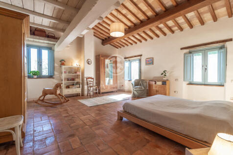 Interno
