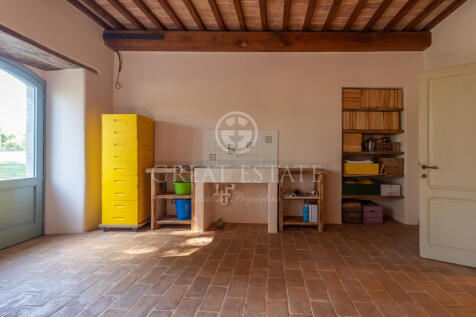 Interno