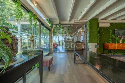 Interno