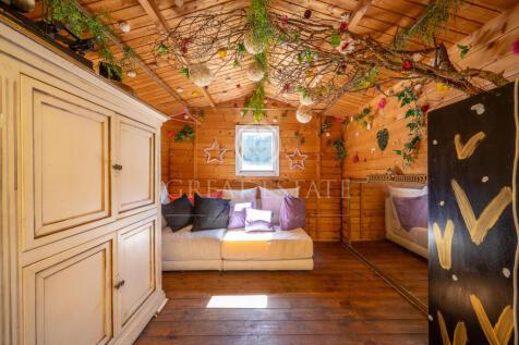 Interno