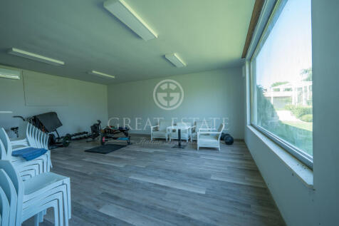 Interno