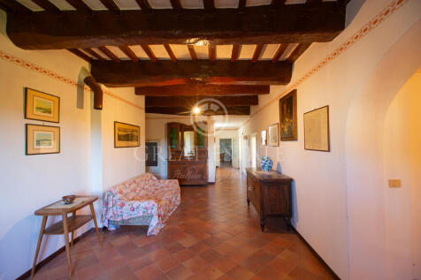 Interno