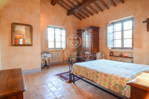 Interno