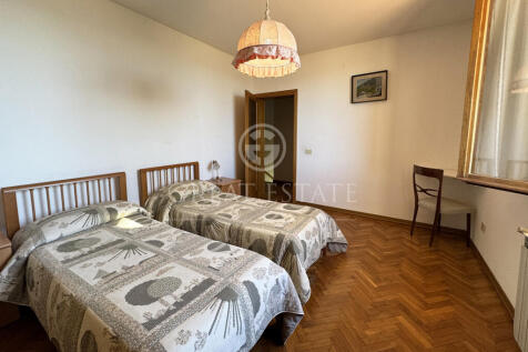 Interno