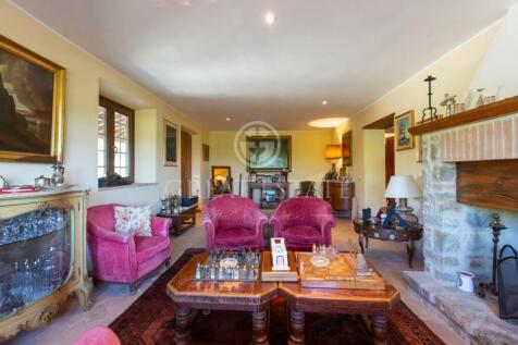 Interno